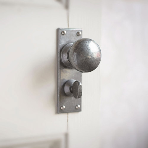 Holkham door knobs