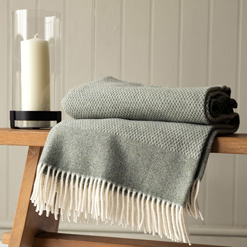 Luxury Lovat Mill Throws