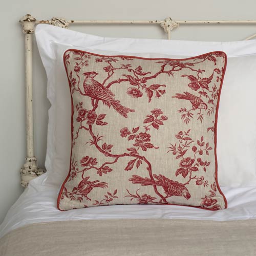 Cushion cover in Red Isabelle Linen